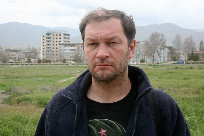 Правозащитник и журналист Дмитрий Тихонов. Ангрен, 2015