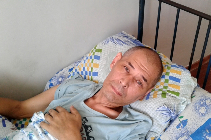 Азат Ерекешов после выхода из изолятора СНБ