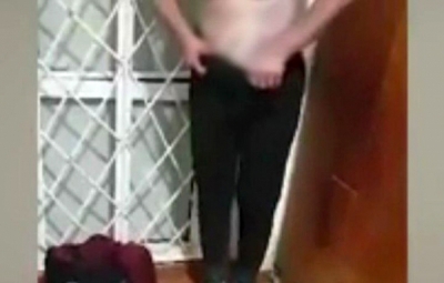Момент раздевания, снятый на видео