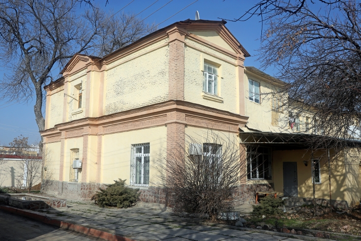 Дома бывшего военного городка в Ташкенте. Январь, 2019