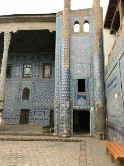 Дворец правителя Хивы Аллакули-хана с  алюминиевыми рамами Akfa. Фото Министерства культуры